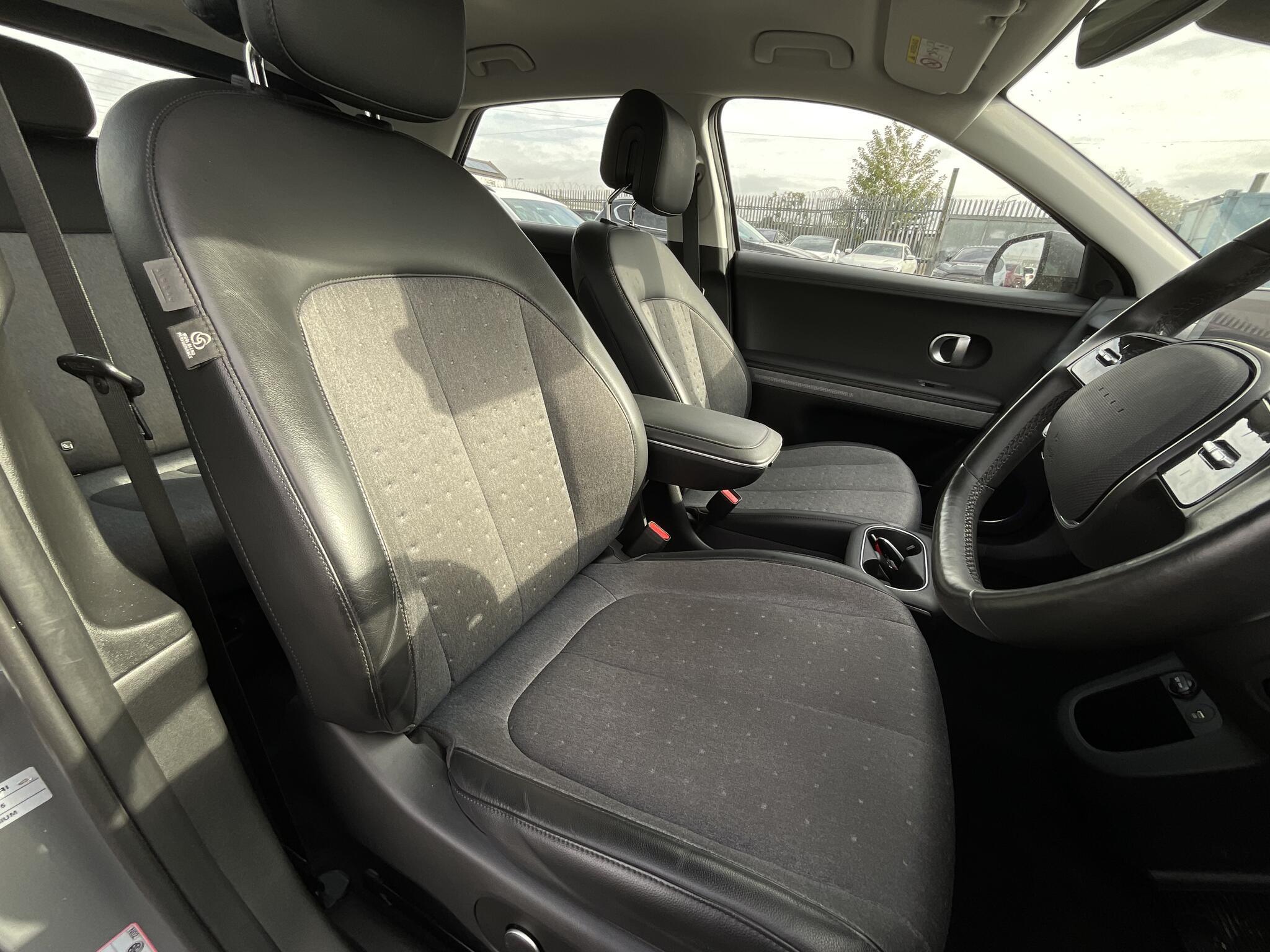 Hyundai Ioniq 5 - Image 8
