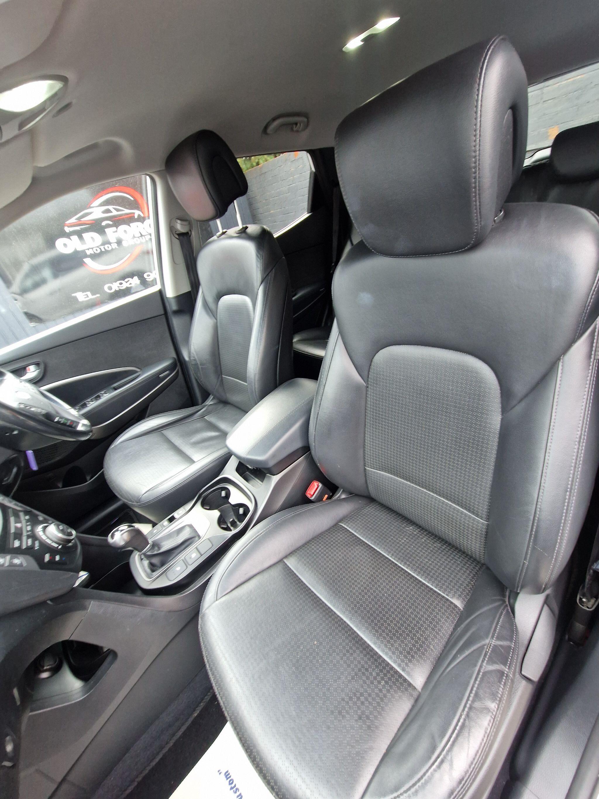 Hyundai Santa Fe - Image 38