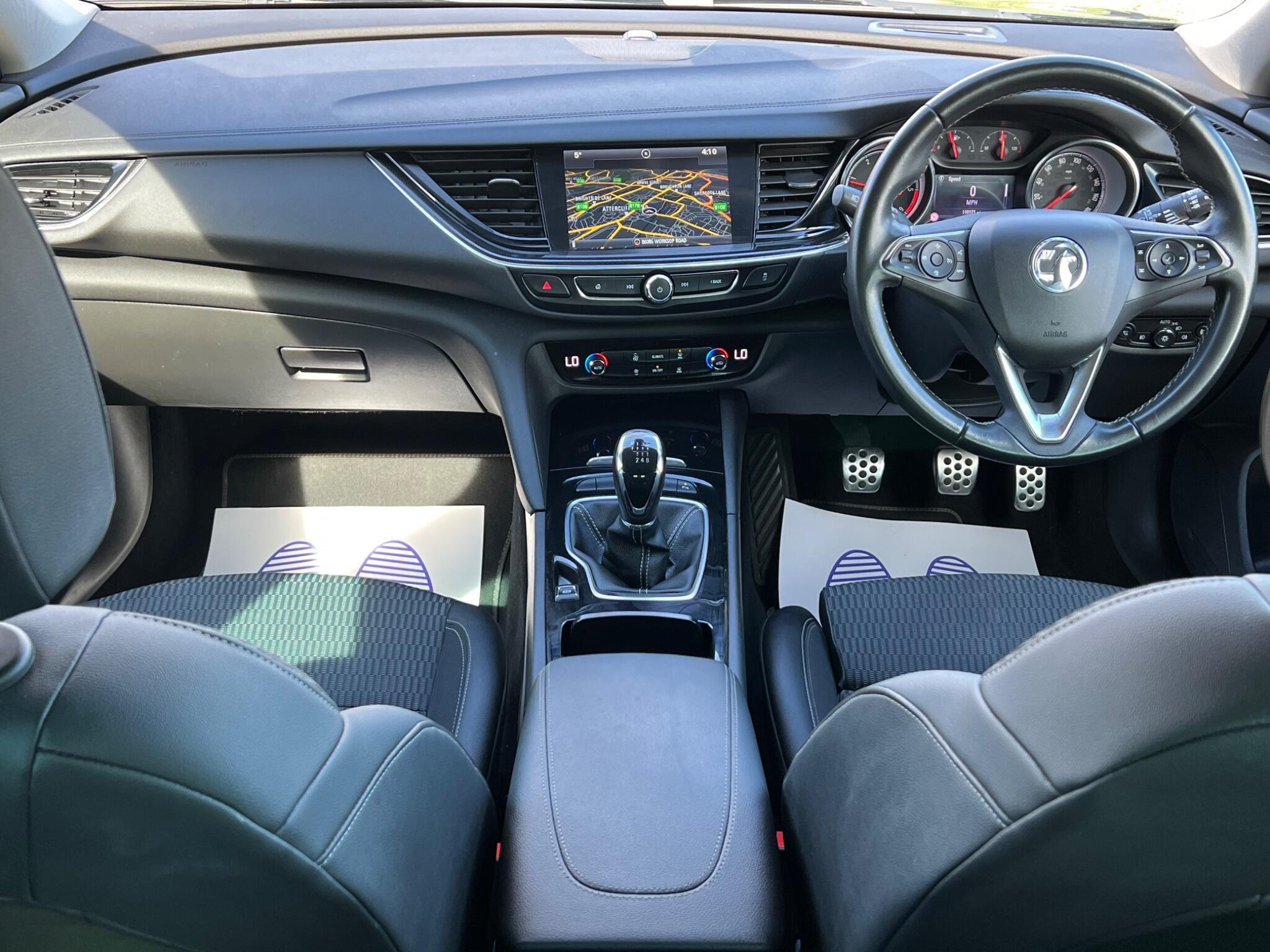 Vauxhall Insignia - Image 14