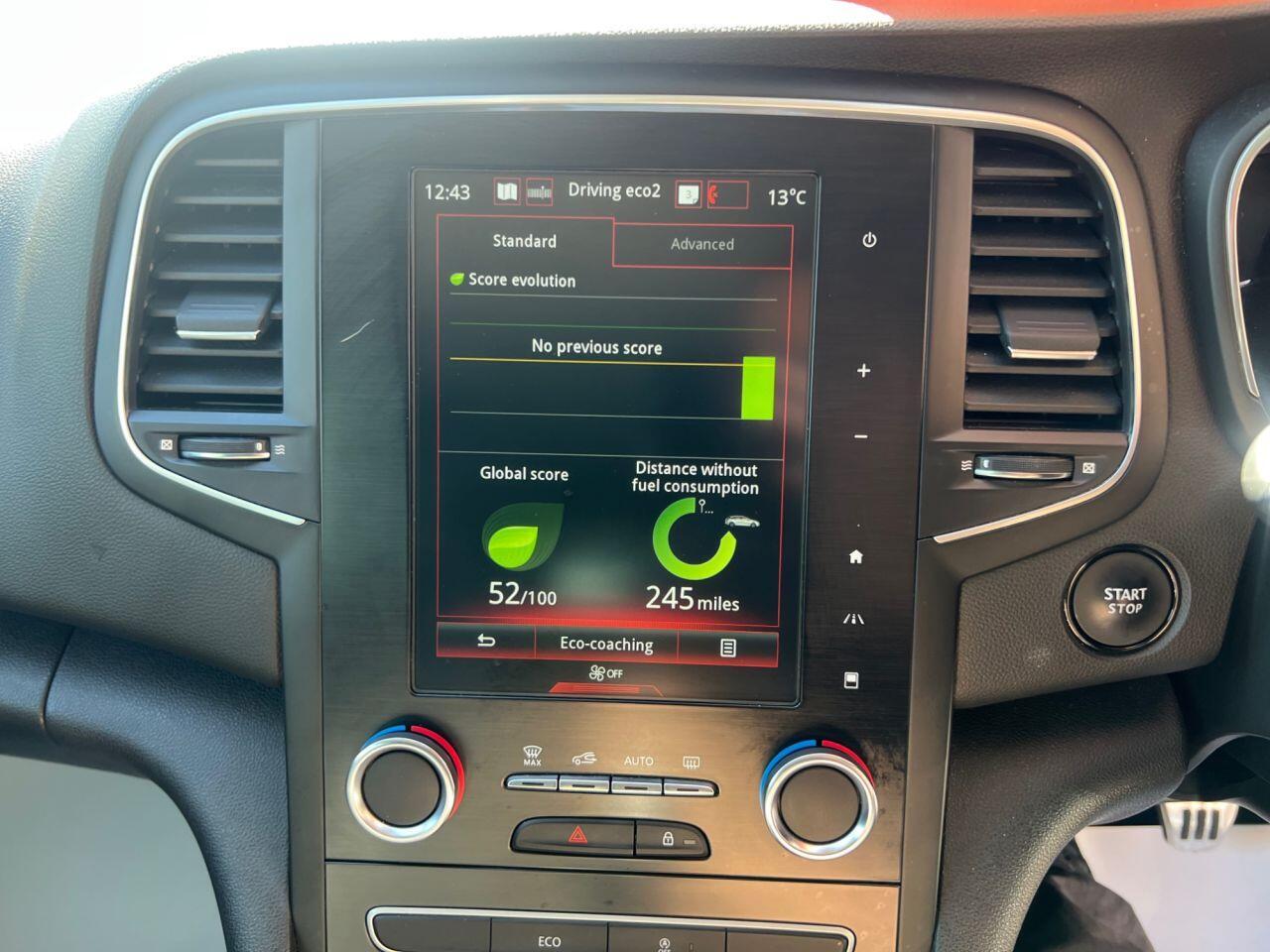 Renault Megane - Image 24