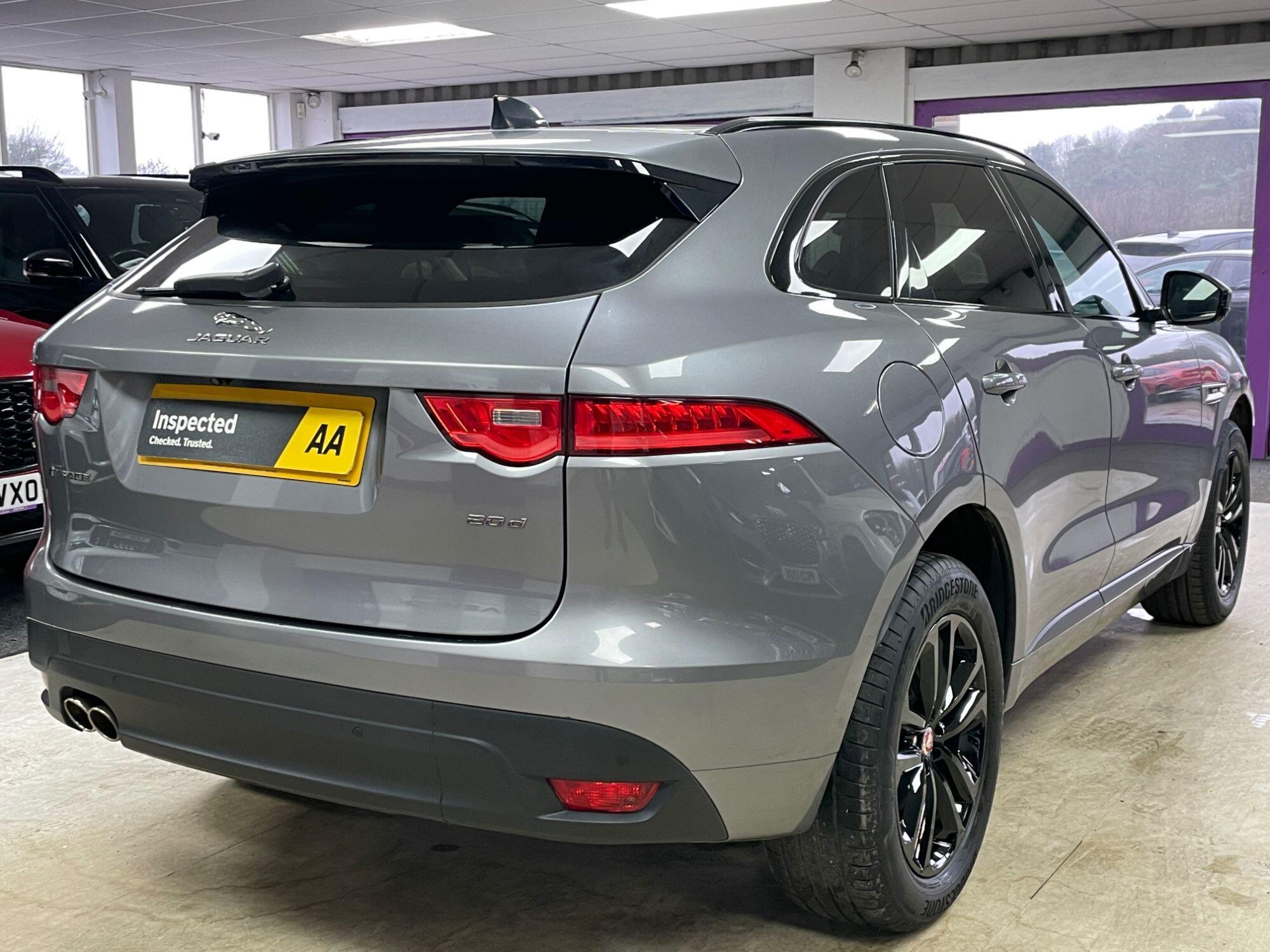 Jaguar F-Pace - Image 9